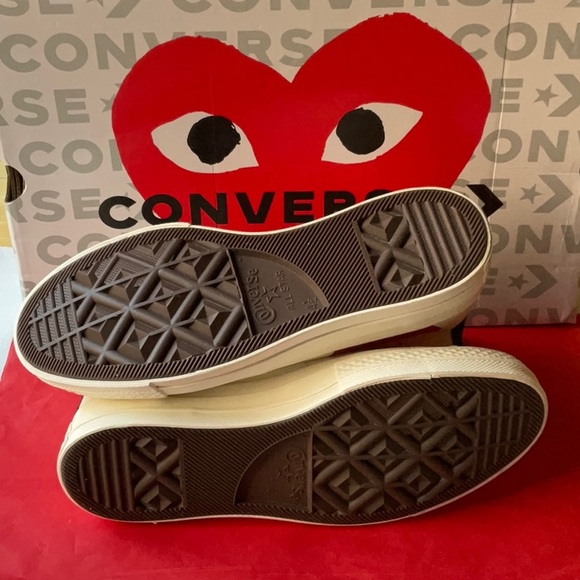 ❤️  DES GARÇONS PLAY X CONVERSE CHUCK TAYLOR HIDDEN HEART HIGH TOP SNEAKERS NWT - Picture 15 of 16